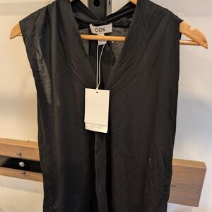 COS Black Tencel Top Size M Chic Classic Minimalist Quiet Luxury NEW